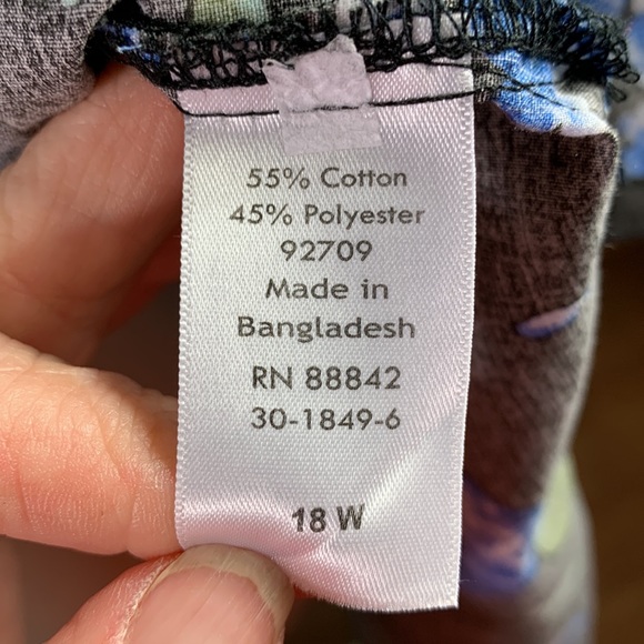 Roaman's Womens Long Sleeved Button Down Blouse / Tunic - Picture 6 of 8